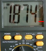Ved kontrol af transformeradapteren til primærviklingen viste modstanden sig at være 1,8 kΩ, hvilket indikerer at primærviklingen er i drift